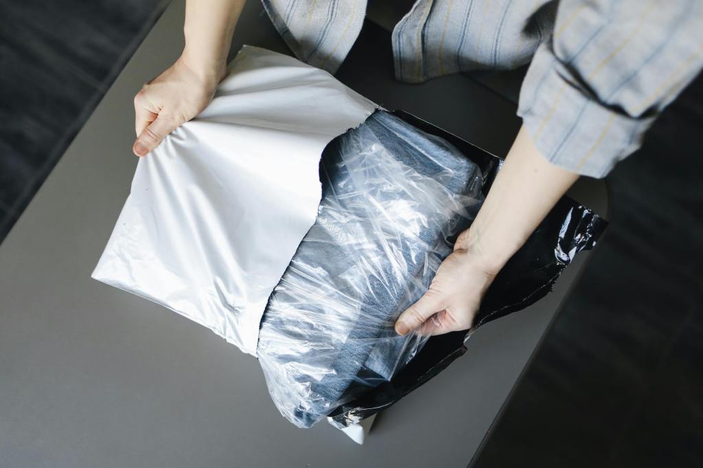 Packaging With Care: How We Make Your Poshmark Purchase&nbsp;Special