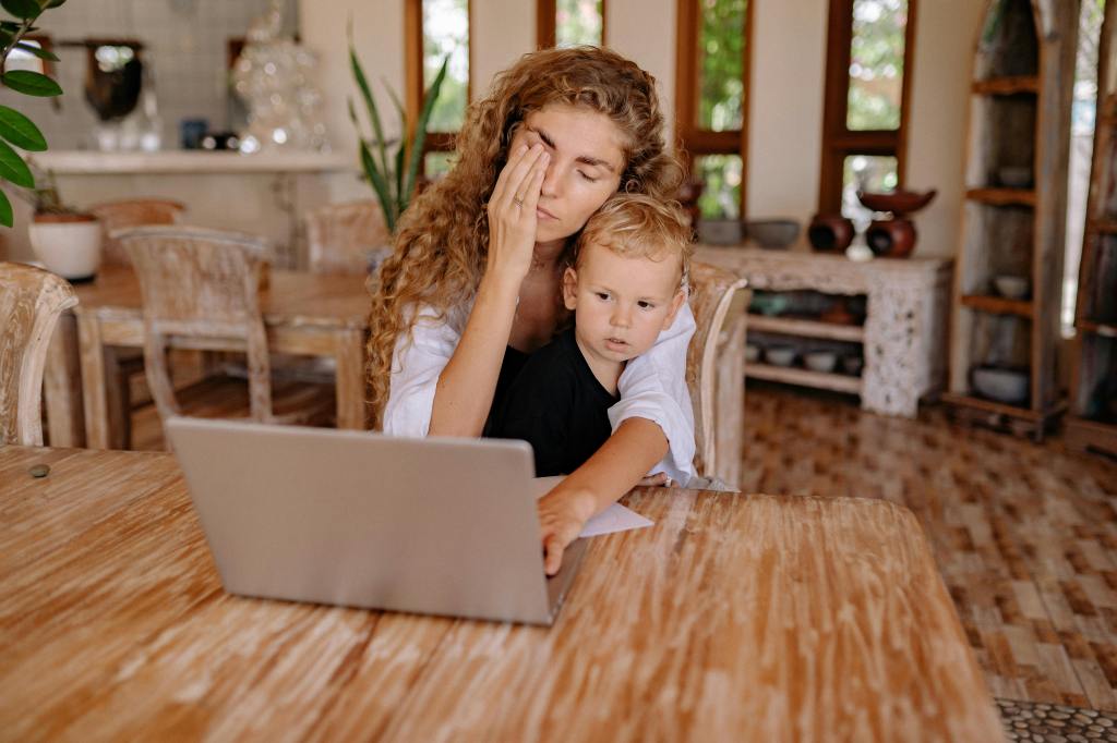 5 Easy Time-Saving Tips for Working&nbsp;Moms